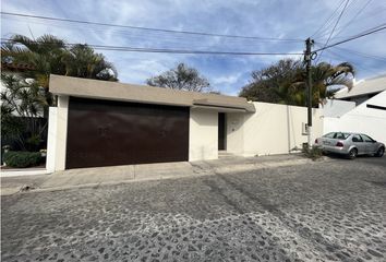 Casa en  San Jerónimo, Cuernavaca, Cuernavaca, Morelos