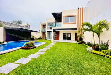 Casa en  Fraccionamiento Lomas De Vista Hermosa, Cuernavaca, Morelos