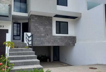 Casa en condominio en  Calle Tabachines, San Agustín, Tlajomulco De Zúñiga, Jalisco, 45645, Mex