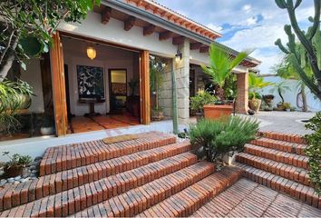 Casa en  Fraccionamiento Cumbres Del Lago, Municipio De Querétaro