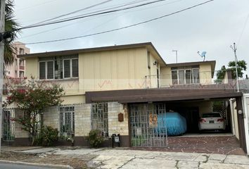 Casa en  Avenida Simón Bolívar 620, Chepevera, Monterrey, Nuevo León, 64030, Mex