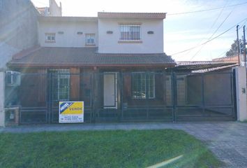 Casa en  Castelar, Partido De Morón