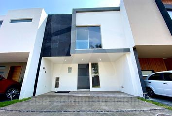 Casa en  Avenida Magallanes 1130, Rancho Los Camichines, Jalisco, México