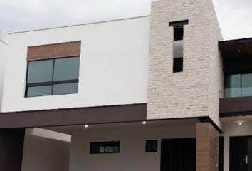 Casa en  Avenida Paseo Valle De Cumbres, Valle De Cumbres, Mitras Poniente, García, Nuevo León, 66035, Mex