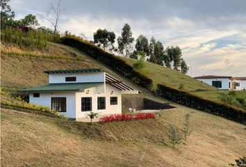 Casa en  Conquistadores, Medellín