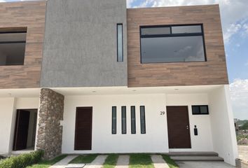 Casa en condominio en  Cañadas Del Lago, Corregidora, Querétaro