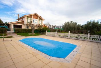 Chalet en  Malpartida De Caceres, Cáceres Provincia