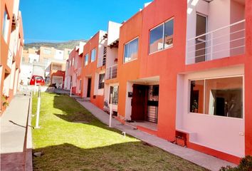 Casa en  Pomasqui, Quito