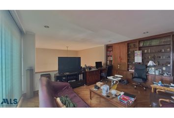 Apartamento en  Poblado, Medellín