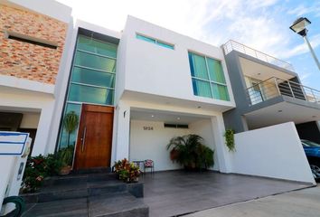 Casa en  Marina Mazatlán, Mazatlán