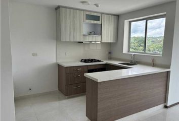 Apartamento en  Los Alamos, Pereira