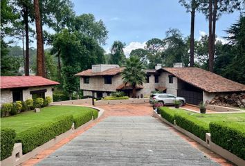 Casa en  Avándaro, Valle De Bravo