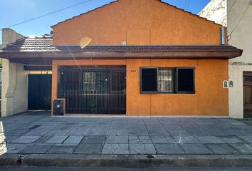 Casa en  Castelar, Partido De Morón