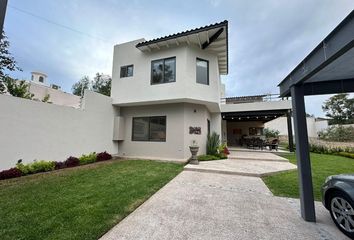 Casa en  Colonia Jurica, Municipio De Querétaro