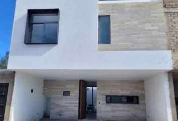 Casa en  Calle Mariano Abasolo, Santa Anita, San Pedro Tlaquepaque, Jalisco, 45600, Mex