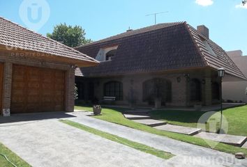 Casa en  Cipolletti, Río Negro