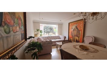 Apartamento en  Santa Barbara Norte, Bogotá