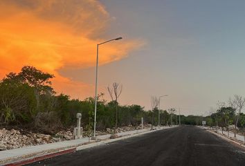 Lote de Terreno en  Pueblo Conkal, Conkal