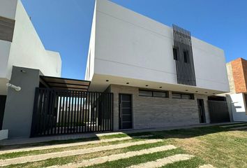 Casa en  Manantiales, Córdoba Capital