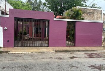 Casa en  Jardines De Miraflores, Mérida, Yucatán
