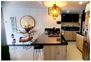 Apartamento en  La Castellana, Medellín