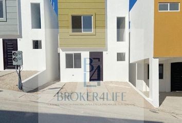 Casa en condominio en  Calle Las Palmas, Panamericano, Tijuana, Baja California, 22646, Mex