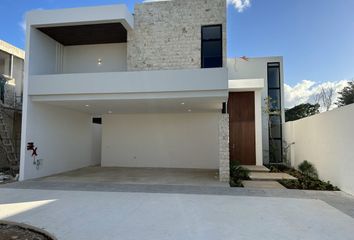 Casa en  X Canatún, Mérida, Yucatán, Mex