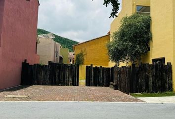 Lote de Terreno en  Calle Los Ahuehuetes, Rincón De Los Ahuehuetes, Monterrey, Nuevo León, 64989, Mex