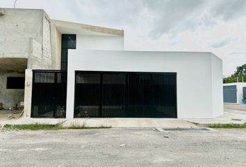 Casa en  Calle 14-b, Cholul, Mérida, Yucatán, 97305, Mex