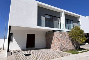 Casa en condominio en  Boulevard Paseo Del Condado, El Condado, Corregidora, Querétaro, 76922, Mex