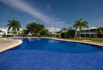 Casa en condominio en  Avenida Rincón Del Cielo, Valle Dorado, Mezcales, Bahía De Banderas, Nayarit, 63735, Mex