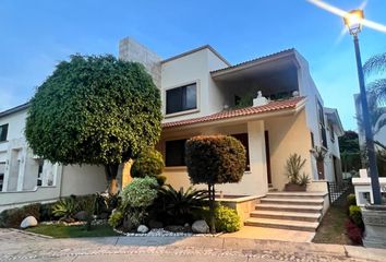 Casa en condominio en  Calle Vista Álamos, La Vista Country Club, Pueblo De San Bernardino Tlaxcalancingo, San Andrés Cholula, Puebla, 72830, Mex