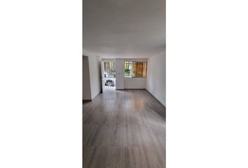 Apartamento en  Los Alpes, Medellín