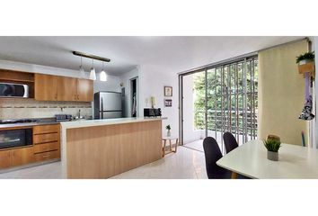 Apartamento en  Poblado, Medellín