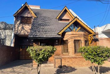 Casa en  Ciudadela, Tres De Febrero