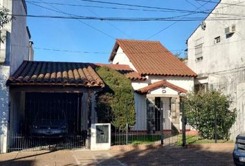 Casa en  Caseros, Tres De Febrero