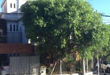 Casa en  Villa Sarmiento, Partido De Morón