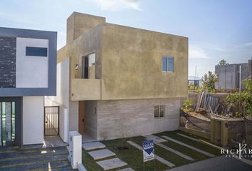 Casa en  Calle Paseo El Torreón 21, San Agustín, Tlajomulco De Zúñiga, Jalisco, 45646, Mex