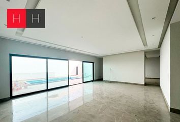 Casa en  Avenida Fuentes Del Valle 214-222, Fuentes Del Valle, San Pedro Garza García, Nuevo León, 66224, Mex