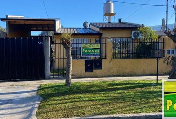 Casa en  Calle Machaín 501-599, González Catán, La Matanza, B1759, Provincia De Buenos Aires, Arg