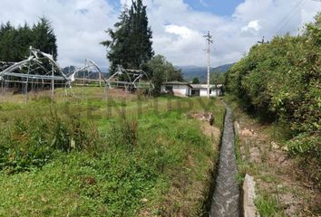 Terreno Comercial en  Yaruquí, Quito