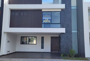 Casa en  Boulevard De Los Ángeles, Provenza, Parque San Luis Potosí, Ocoyucan, Puebla, 72865, Mex