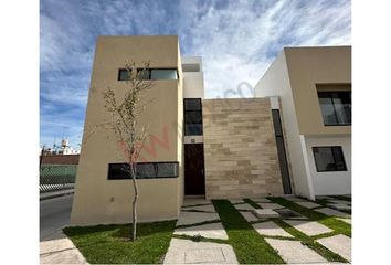 Casa en  Hacienda De Bravo, San Luis Potosí