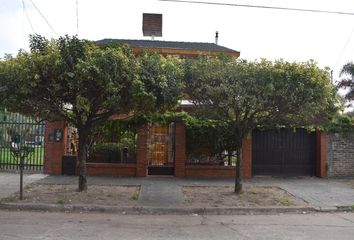 Casa en  Villa Udaondo, Partido De Ituzaingó