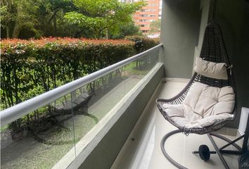 Apartamento en  Loma De Los Bernal, Medellín