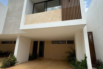 Casa en condominio en  Pueblo Temozon Norte, Mérida, Yucatán