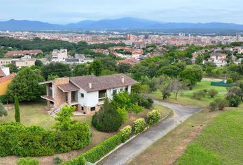 Chalet en  Quart, Girona Provincia