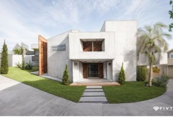 Casa en  Privada Condesa De Juriquilla, La Condesa, Cumbres Del Lago, La Antigua Juriquilla, Querétaro, 76230, Mex