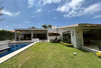 Casa en  Atlahuacan, Lomas De Cocoyoc, Morelos