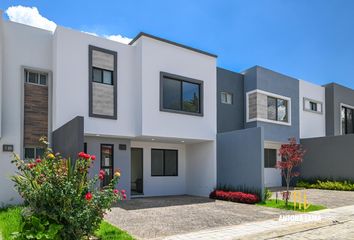 Casa en  San Bernardino Tlaxcalancingo, San Andrés Cholula